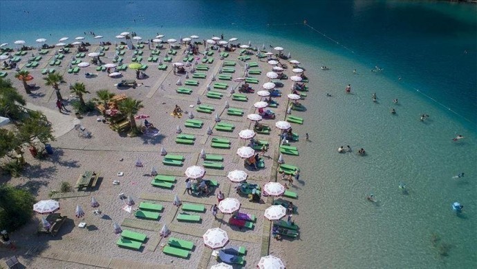 أنطاليا تستقبل 3.4 ملايين سائح في 11 شهرا