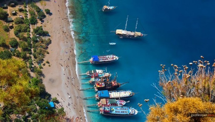 رحلة بحرية إلى 12 جزيرة في فتحية