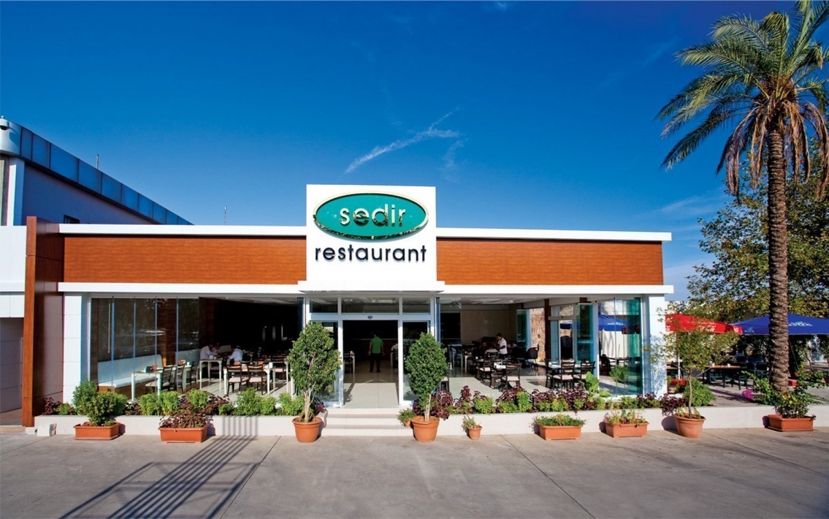 سلسة مطاعم سيدر